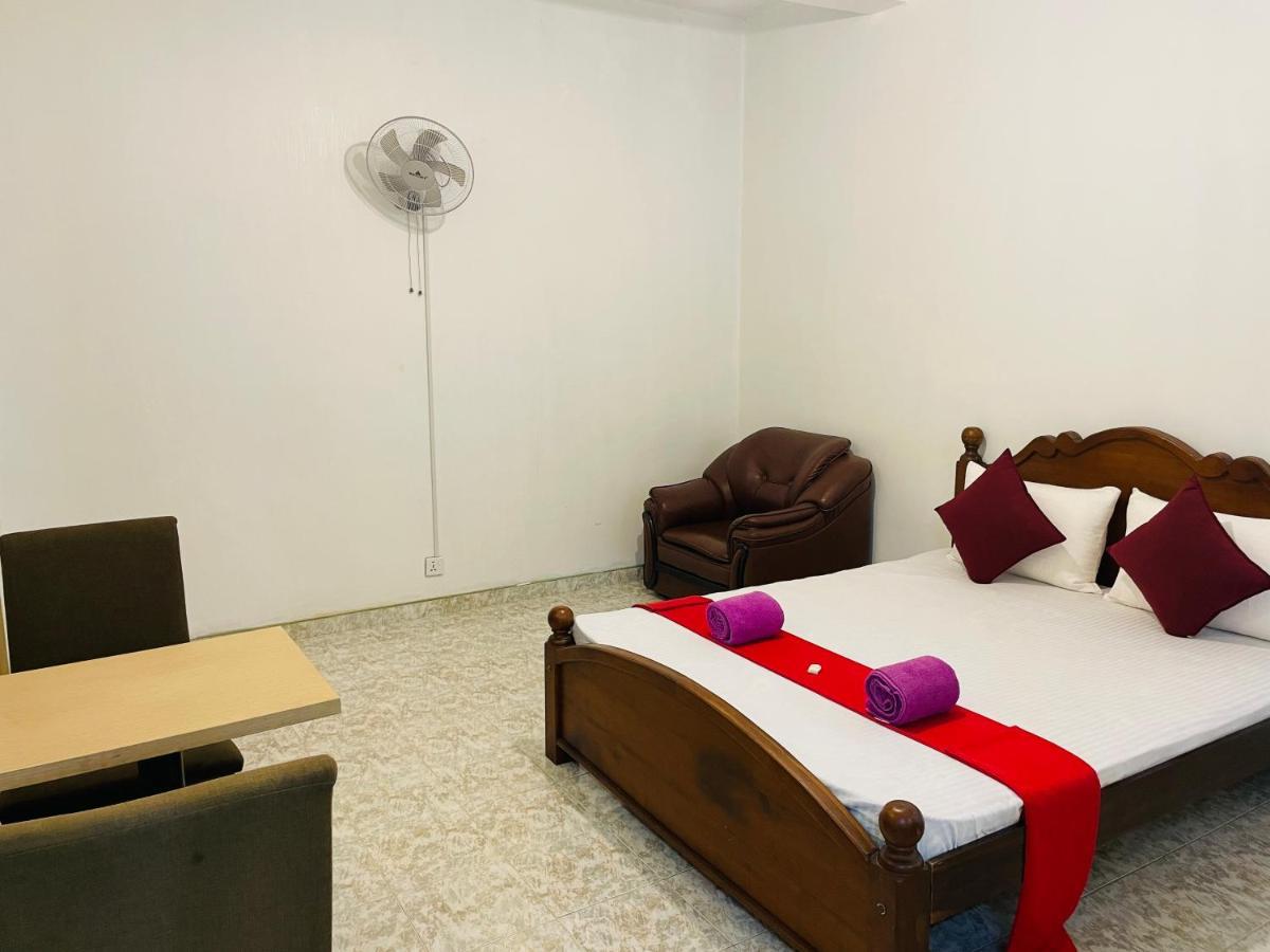 Ivana Homestay Kandy Ngoại thất bức ảnh