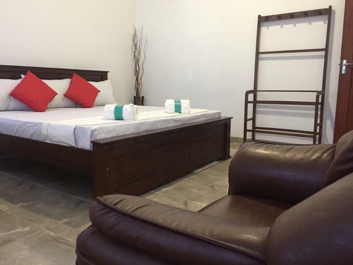 Ivana Homestay Kandy Ngoại thất bức ảnh