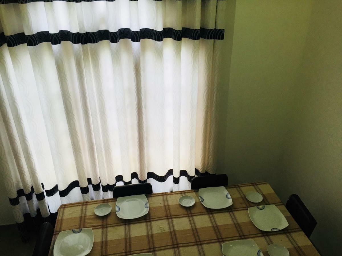 Ivana Homestay Kandy Ngoại thất bức ảnh