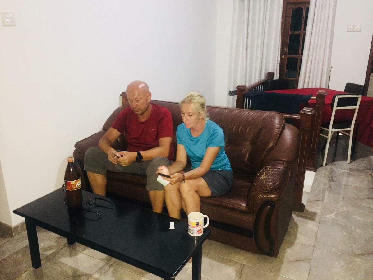 Ivana Homestay Kandy Ngoại thất bức ảnh