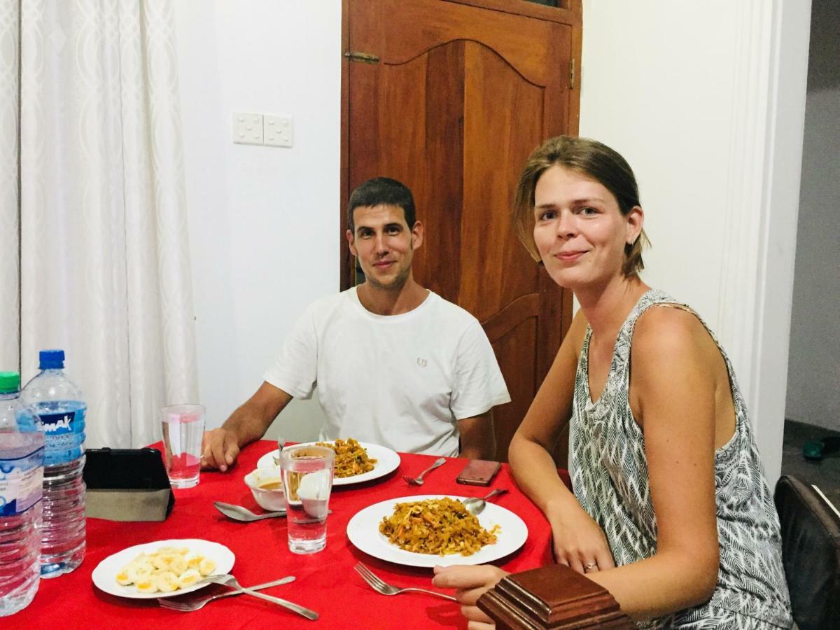 Ivana Homestay Kandy Ngoại thất bức ảnh
