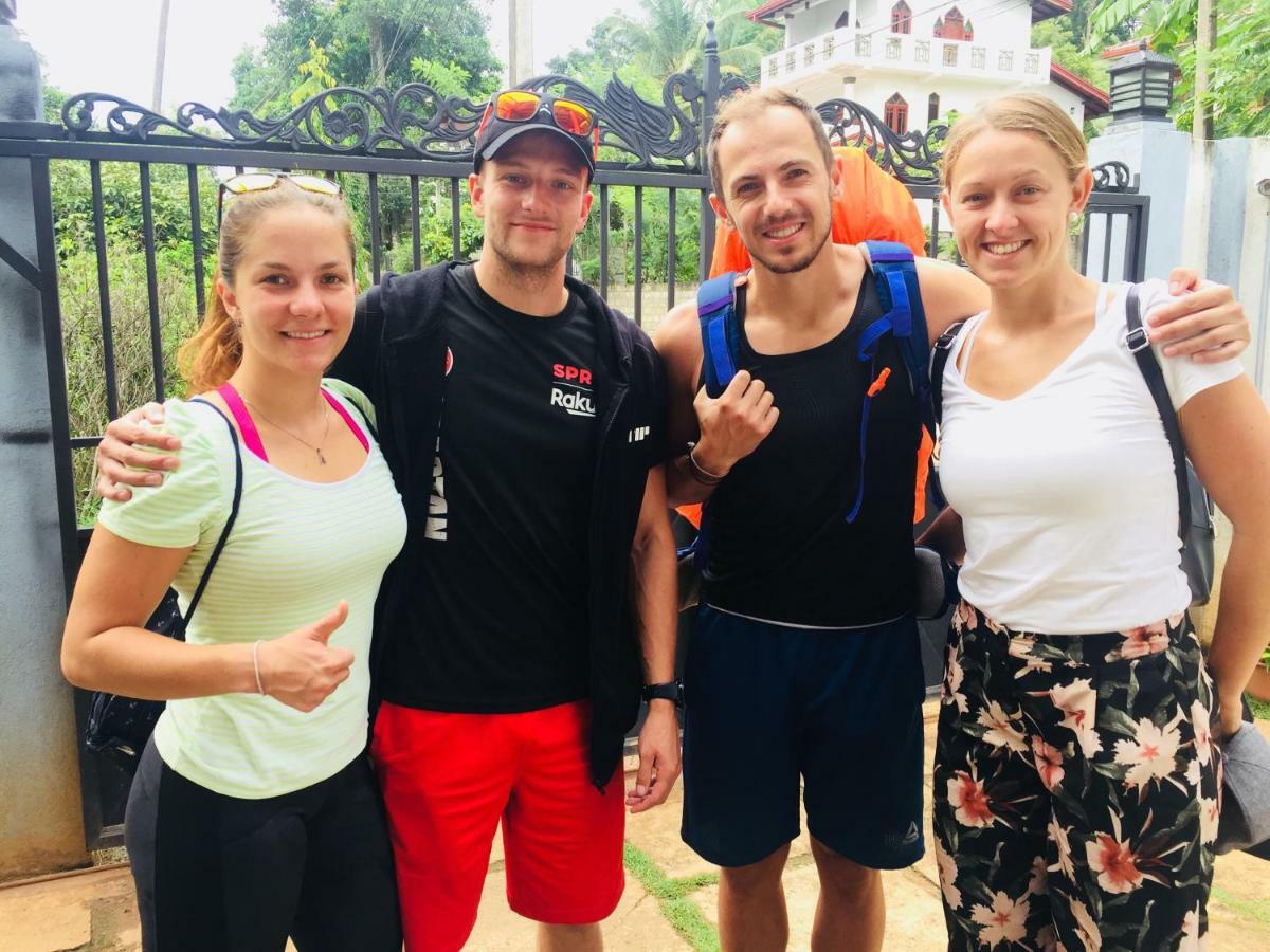 Ivana Homestay Kandy Ngoại thất bức ảnh